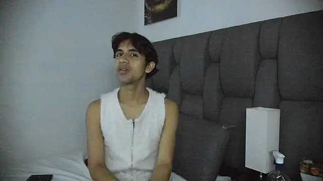  ArchieBlu  online show from 03/19/26, 07:30