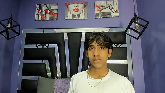  ArchieBlu  online show from 03/27/26, 03:15