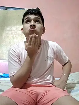 Snapshot of alee28728 chatting on 03/26/26, 09:02 alee28728 online show from 03/26/26, 09:02