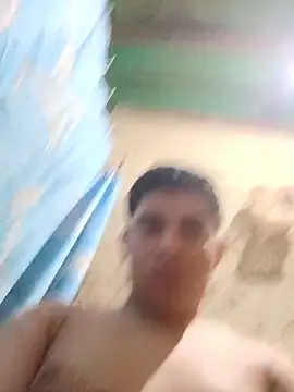 Snapshot of alee28728 chatting on 04/04/26, 09:54 alee28728 online show from 04/04/26, 09:54