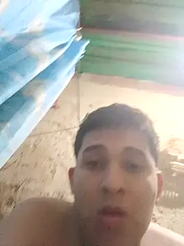 Snapshot of alee28728 chatting on 03/29/26, 10:06 alee28728 online show from 03/29/26, 10:06