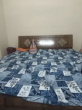 neelam rawat online show from 04/26/26, 06:38