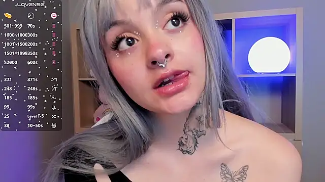  EmilyRouge  online show from 05/05/26, 05:10