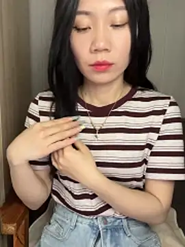 Snapshot of xiaomi-baby chatting on 04/10/26, 05:03 xiaomi-baby online show from 04/10/26, 05:03