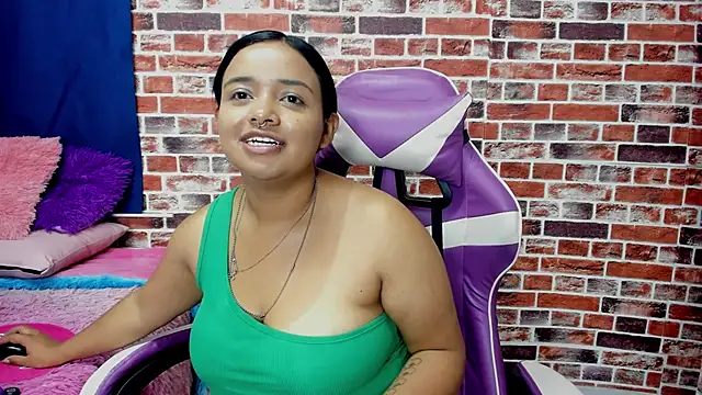 SofiiaCutee online show from 04/18/26, 02:36