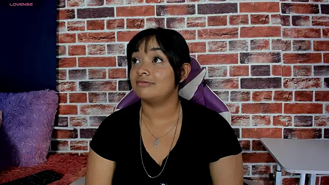 SofiiaCutee online show from 05/06/26, 02:26