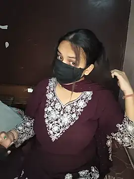 REENA-STRIP online show from 05/20/26, 05:21