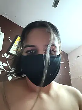 REENA-STRIP online show from 06/01/26, 06:29