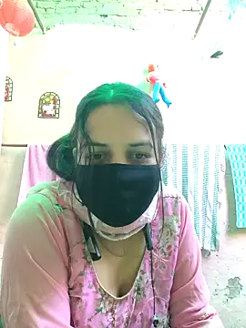 REENA-STRIP online show from 05/05/26, 05:43