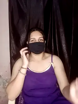 REENA-STRIP online show from 04/23/26, 05:47