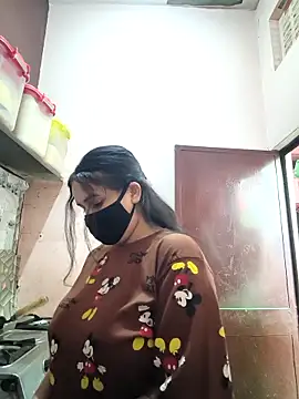 REENA-STRIP online show from 05/12/26, 05:59