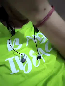 REENA-STRIP online show from 05/08/26, 06:17