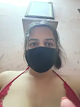REENA-STRIP online show from 05/27/26, 11:06