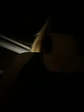 Emmi cute9x online show from 06/30/26, 12:54