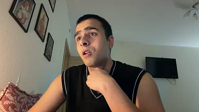 Snapshot of Daniel_ice chatting on 06/04/26, 10:47 Daniel ice online show from 06/04/26, 10:47