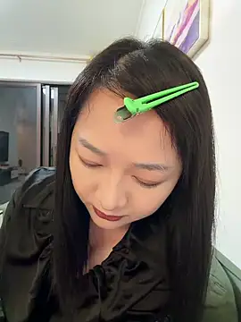 Snapshot of A-Rowan chatting on 03/28/26, 02:07 A-Rowan online show from 03/28/26, 02:07