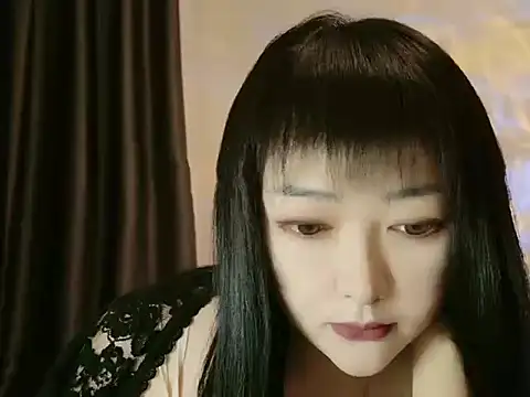 Snapshot of A-Rowan chatting on 04/04/26, 01:17 A-Rowan online show from 04/04/26, 01:17