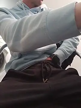 Skinboy06 online show from 04/06/26, 08:59