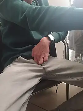 Skinboy06 online show from 04/10/26, 10:22