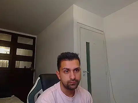 BryceReign online show from 05/24/26, 04:23