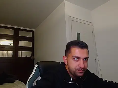 BryceReign online show from 05/19/26, 03:57