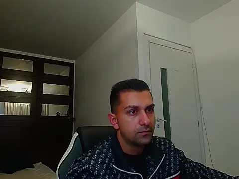 BryceReign online show from 05/16/26, 04:33