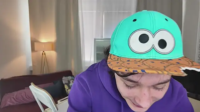 KevinStrike online show from 04/02/26, 01:18