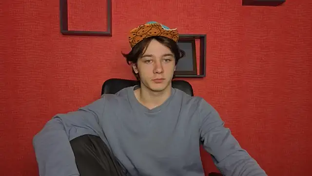 KevinStrike online show from 04/07/26, 01:13