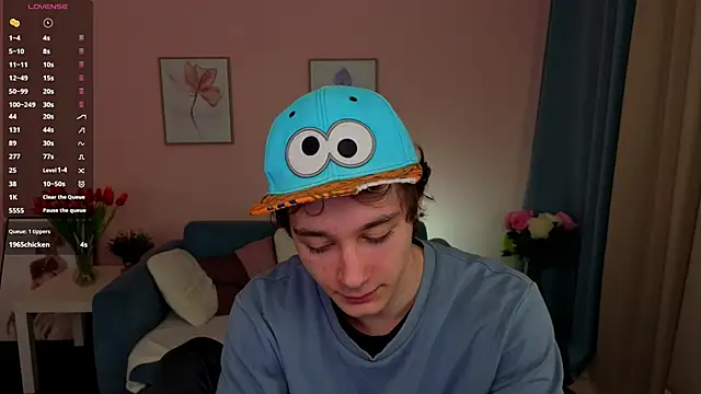 KevinStrike online show from 04/11/26, 06:43