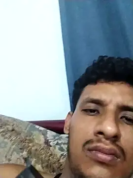 danielmrz11 online show from 04/02/26, 06:09