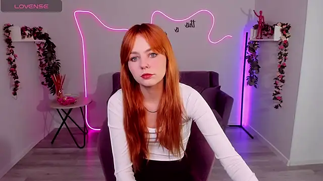 MiaSensitive online show from 04/01/26, 12:17