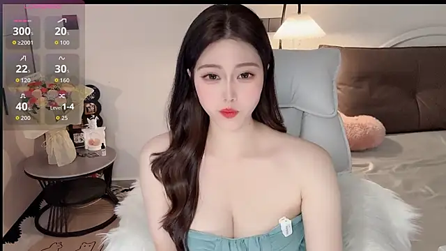 Snapshot of Siren_M chatting on 07/08/26, 02:13 Siren M online show from 07/08/26, 02:13
