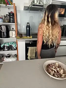 Sexyandtiny online show from 03/27/26, 12:39