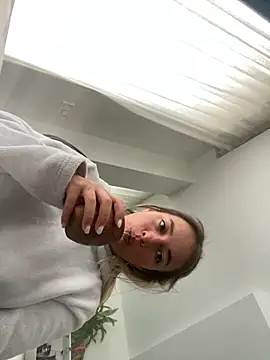 Sexyandtiny online show from 03/20/26, 07:31