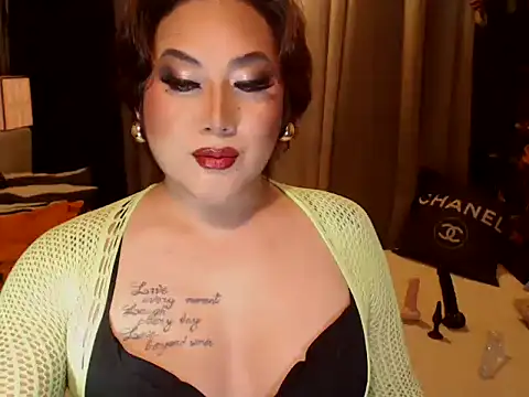 YourMistressAggy online show from 05/04/26, 06:33