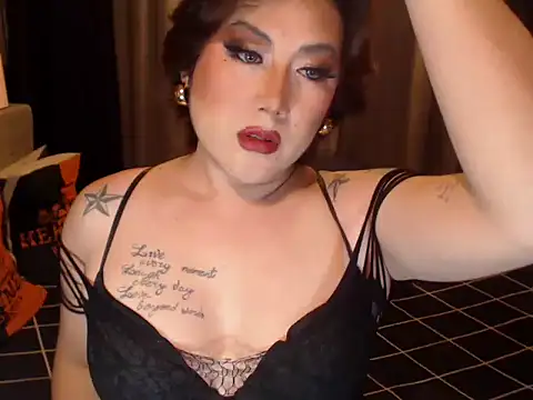 YourMistressAggy online show from 05/17/26, 04:01