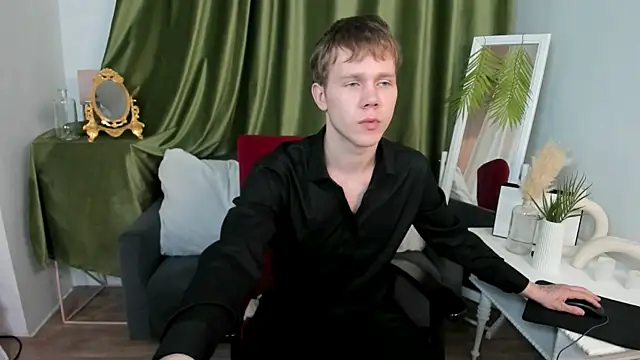 twel veeek online show from 04/11/26, 06:44