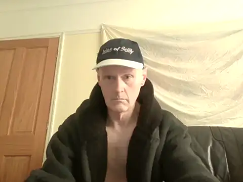 Useless Wanker online show from 03/27/26, 01:56