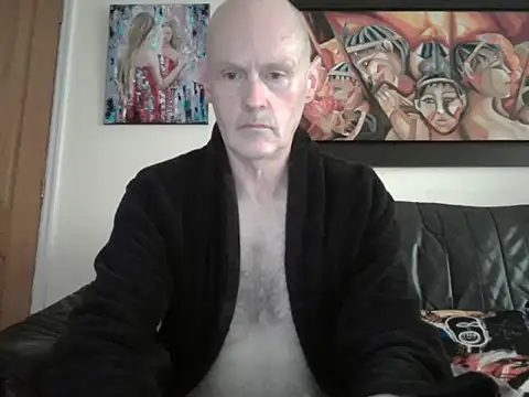 Snapshot of Useless_Wanker chatting on 05/07/26, 05:38 Useless Wanker online show from 05/07/26, 05:38