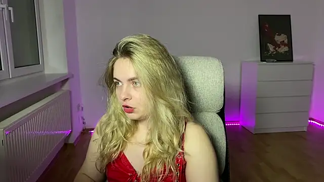 EvaKraz online show from 04/13/26, 08:13