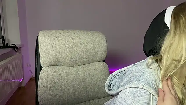 EvaKraz online show from 04/02/26, 06:31