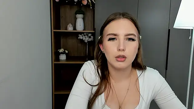 Snapshot of KarriDunman chatting on 03/24/26, 08:25 KarriDunman online show from 03/24/26, 08:25