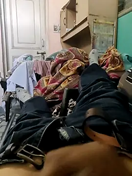 diljaan51 online show from 04/12/26, 11:46