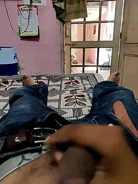 diljaan51 online show from 04/21/26, 08:32