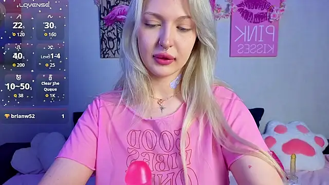 BlondieSummer online show from 07/04/26, 06:12