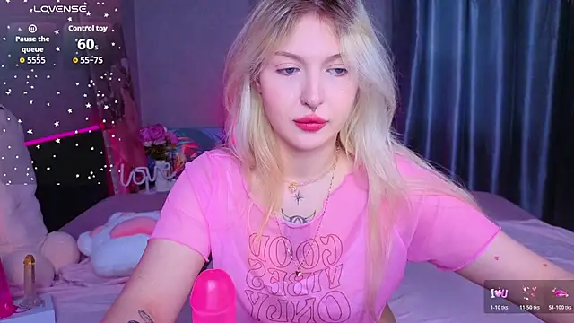 BlondieSummer online show from 05/22/26, 03:10