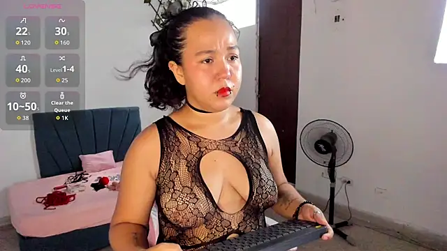 LisaTepes online show from 04/04/26, 09:10