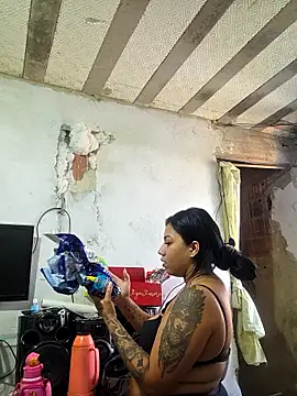 millacavalona09 online show from 04/15/26, 01:15