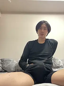 youta200 online show from 04/18/26, 02:36