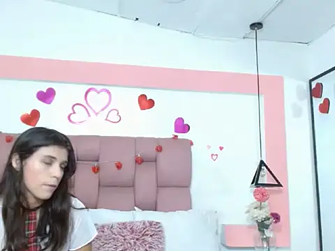 Keilafoxx18 online show from 04/01/26, 01:41